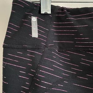 ZELLA Capri Yoga Pant